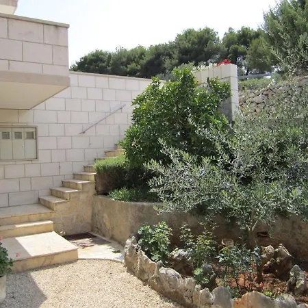 דירה Nives סופטאר