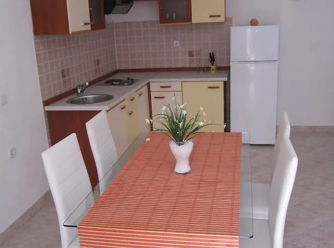 Apartment Nives *